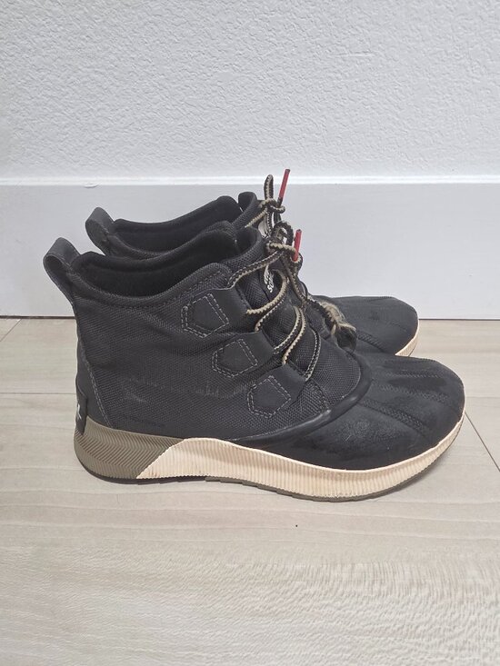 Sorel Shoes - Sorel Women's Out 'N About III Classic Boot 8